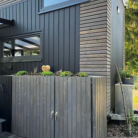 Romantisches Tiny House Direkt Am See, Ruhe & Hébergement de vacances Salzhemmendorf